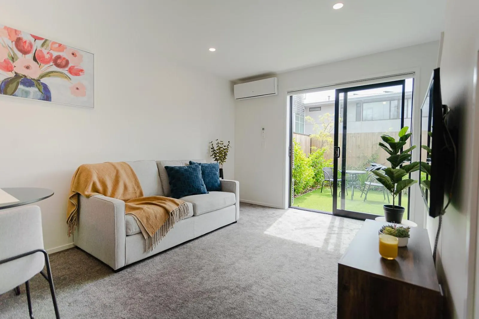Appartamento Modern 2 Bedroom Townhouse In Cbd With Parking! Sleeps 5 Christchurch Nuova Zelanda