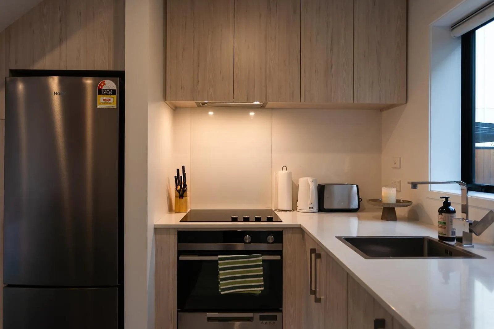 Appartamento Modern 2 Bedroom Townhouse In Cbd With Parking! Sleeps 5 Christchurch